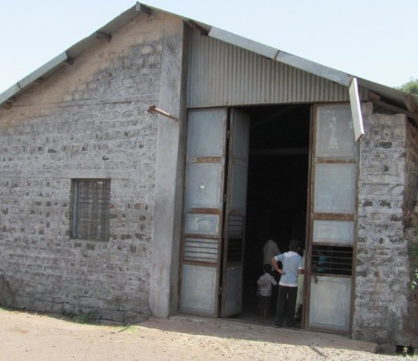 6153.Dark-shed-he-live