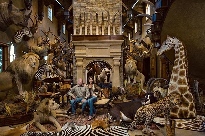 10-dallas-safari-hunters-670.jpg1